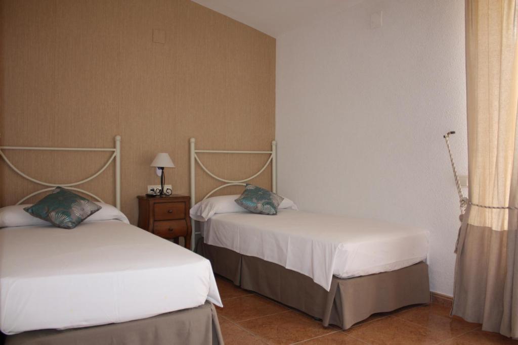 Aire De Colldejou Otel Oda fotoğraf
