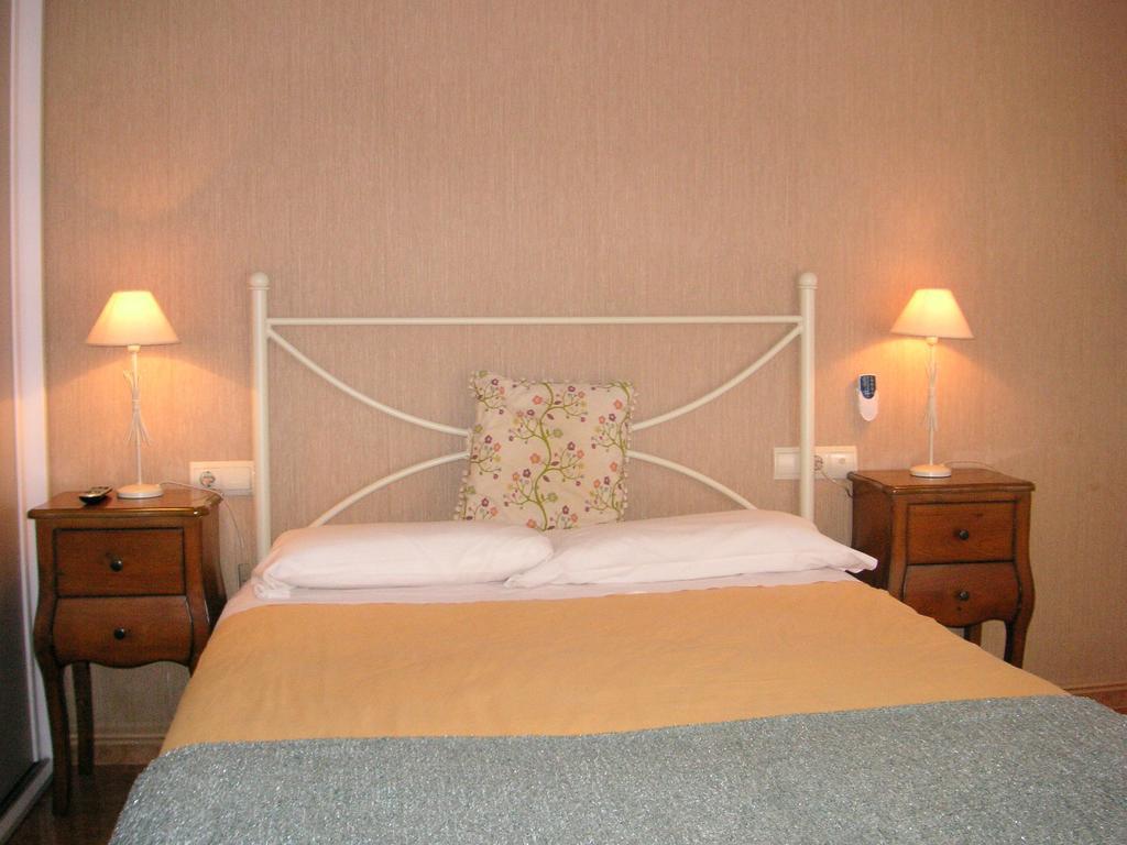 Aire De Colldejou Otel Oda fotoğraf